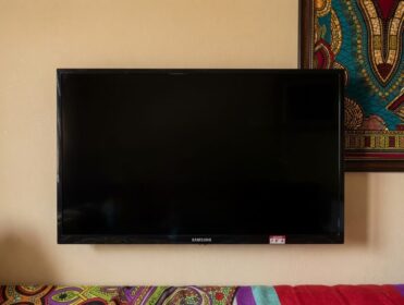 Like New! 32” Samsung LED TV – 6 Months Old – ₦70K