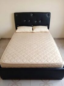 Like-New 4×6 Bedframe – Only 6 Months Old!