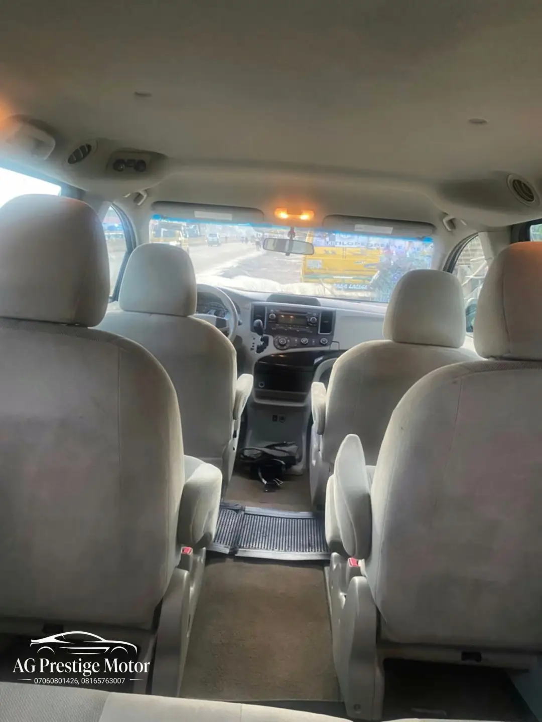 Toyota Sienna 2014 – Premium Family SUV, ₦21M (Negotiable).