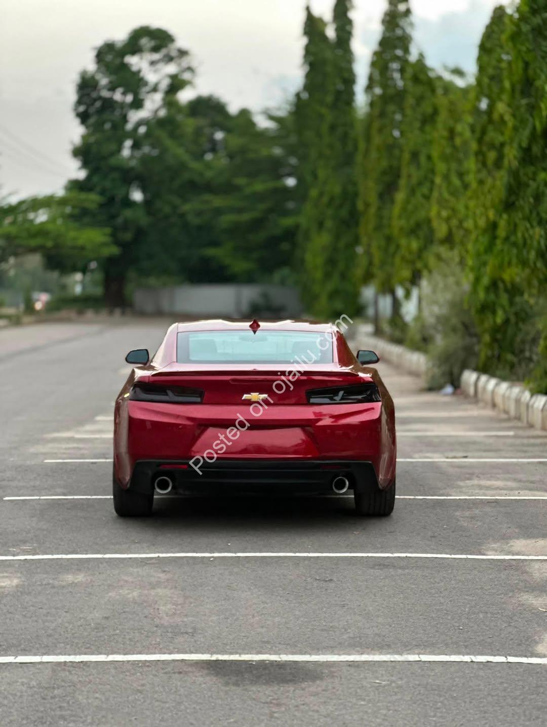 2016 Camaro: Muscle & Original Papers