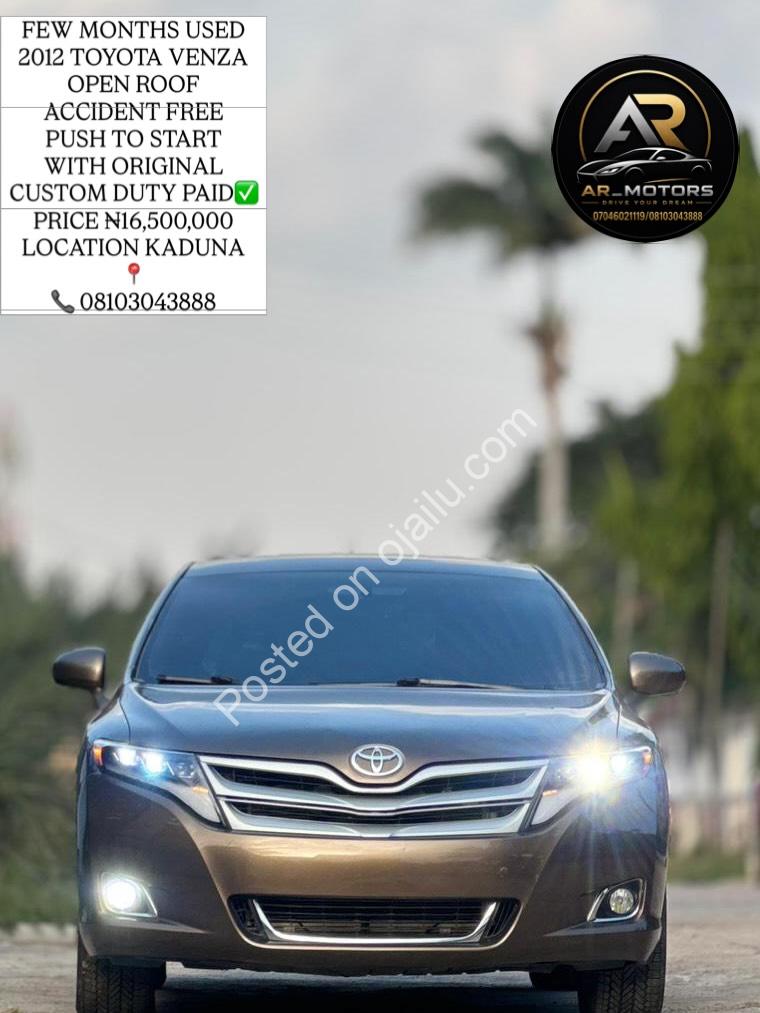 2012 Toyota Venza: Few Months Used, Open Roof & Duty Paid!