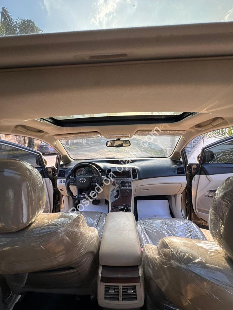2012 Toyota Venza: Few Months Used, Open Roof & Duty Paid!