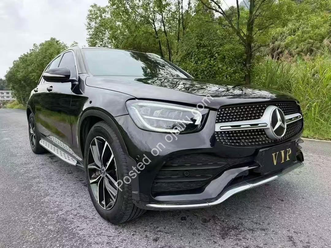 2020 Mercedes GLC300 – Accident-Free Luxury, 73K Miles!