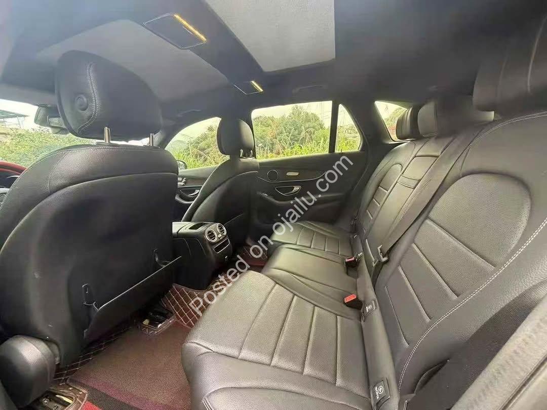 2020 Mercedes GLC300 – Accident-Free Luxury, 73K Miles!