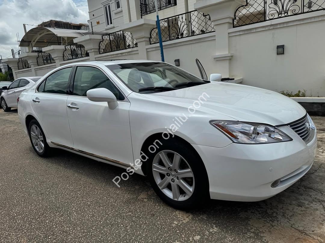 2008 Lexus ES350: Pristine & Loaded Under 60K Miles