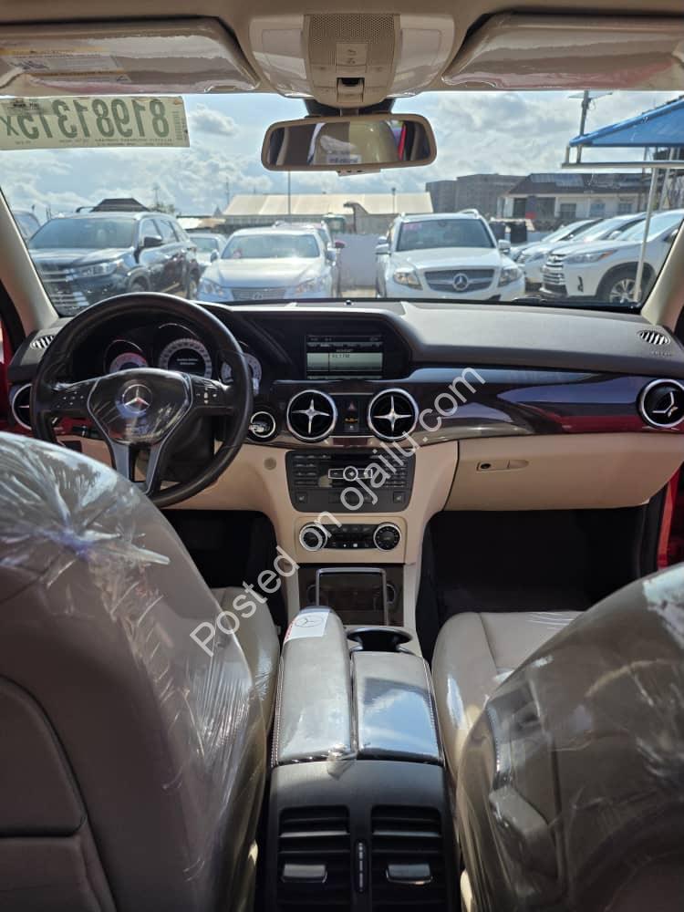 Premium 2013 Mercedes GLK 350 4MATIC – Pristine Tokunbo, Panoramic Roof