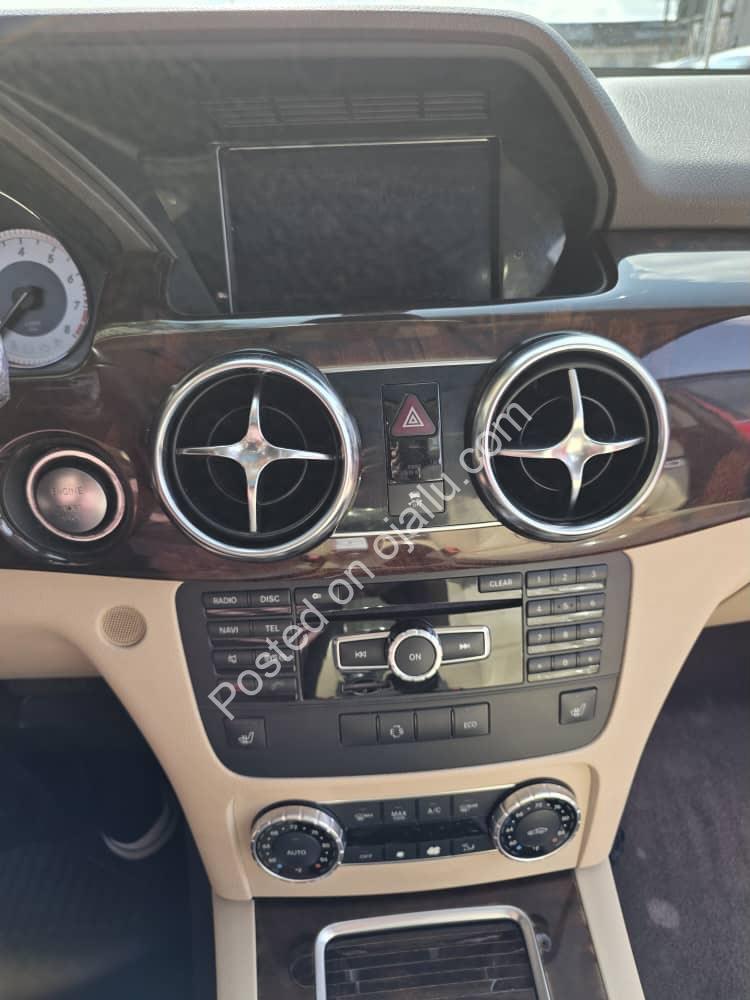 Premium 2013 Mercedes GLK 350 4MATIC – Pristine Tokunbo, Panoramic Roof