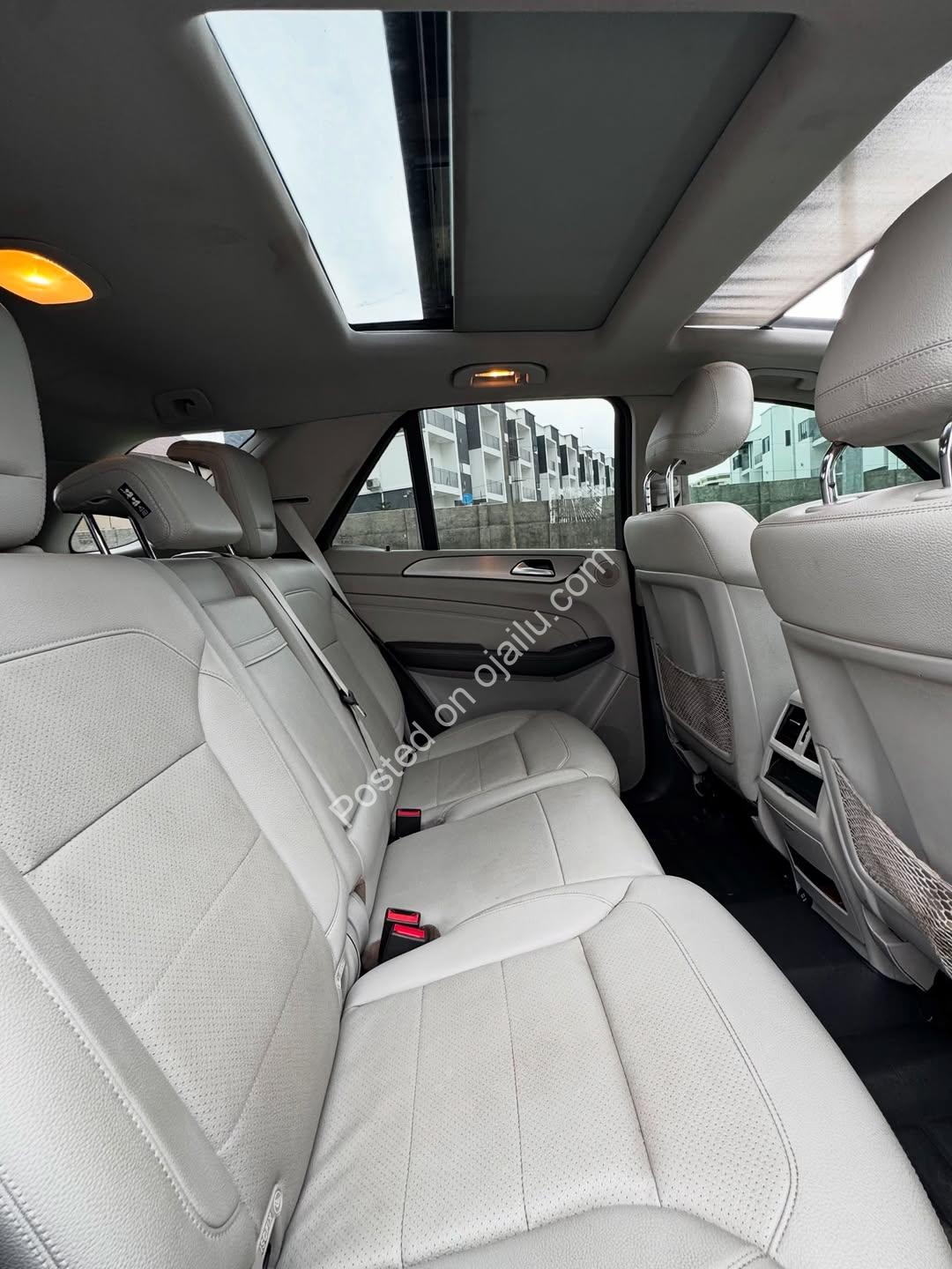 2016 ML350: Panoramic Luxury, Push-Button Power