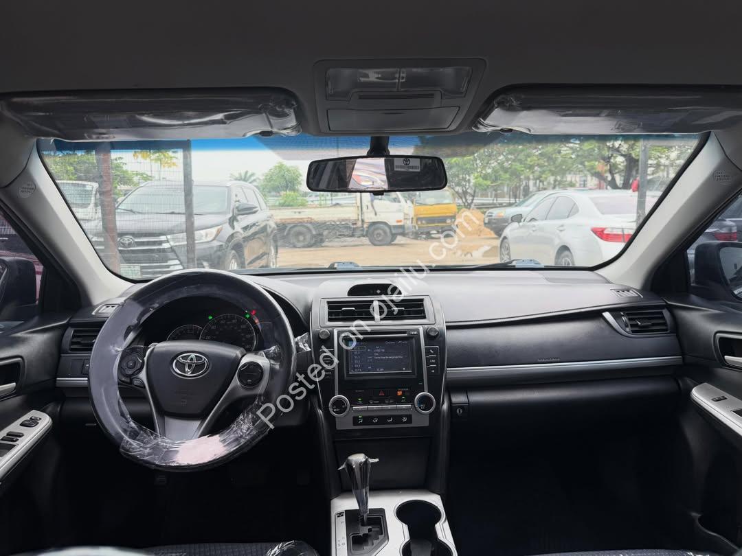 Blind Spot Monitor, Key Start, 2013 Camry SE – 12.8M