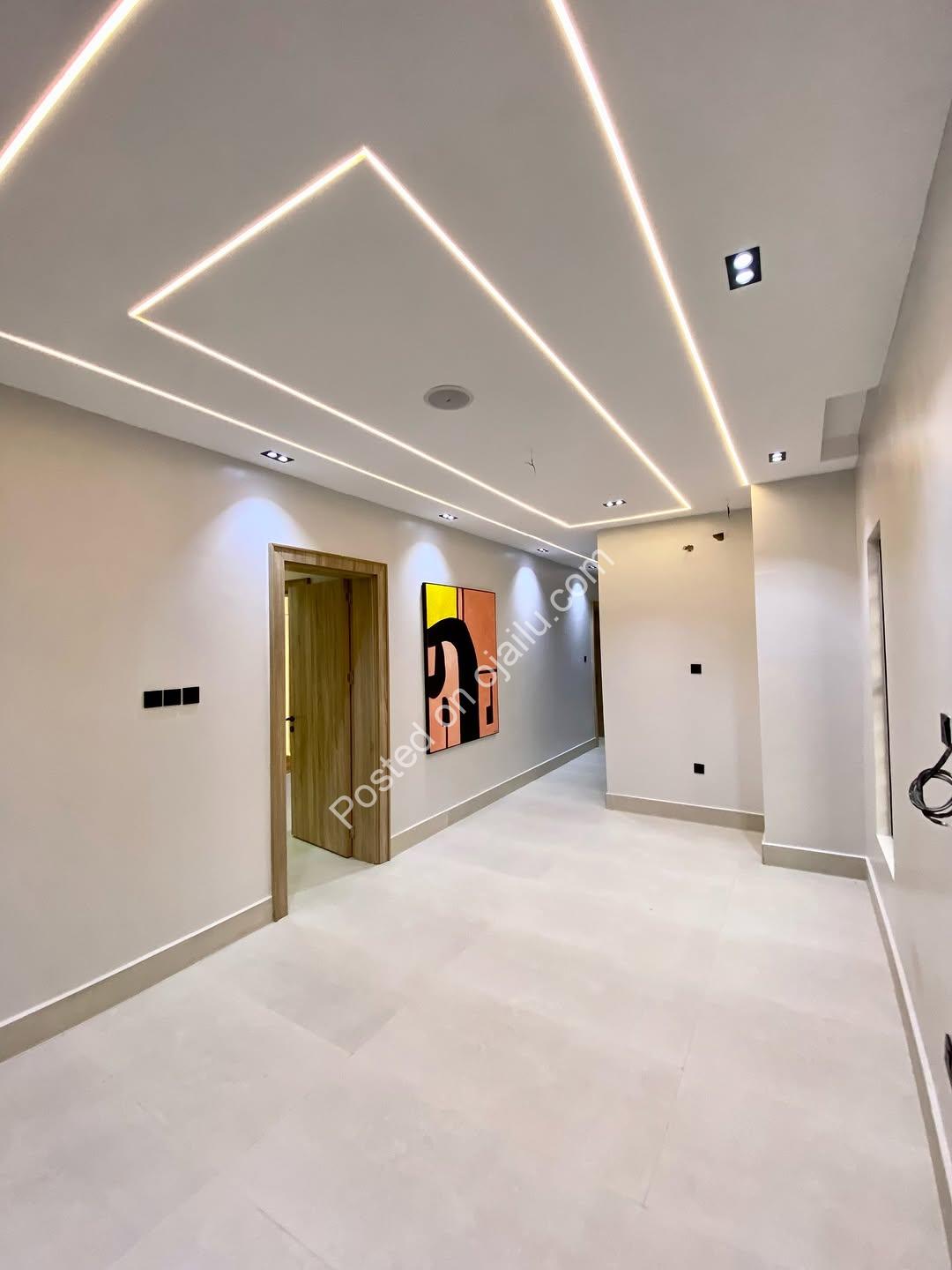 Your Dream Home Awaits: 4-Bed Duplex with Rooftop in WTC