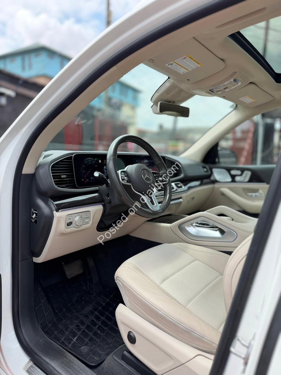 2020 Mercedes GLE450: Luxury Unleashed with HUD & 360° Camera