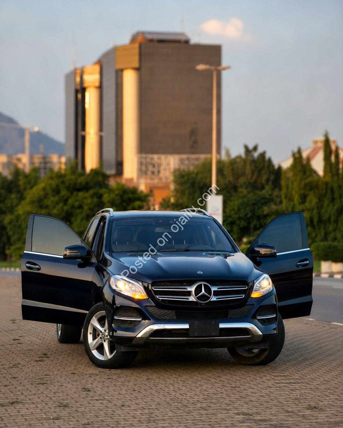 2018 Mercedes GLE350 – Pristine, Full Duty, Premium Luxury SUV