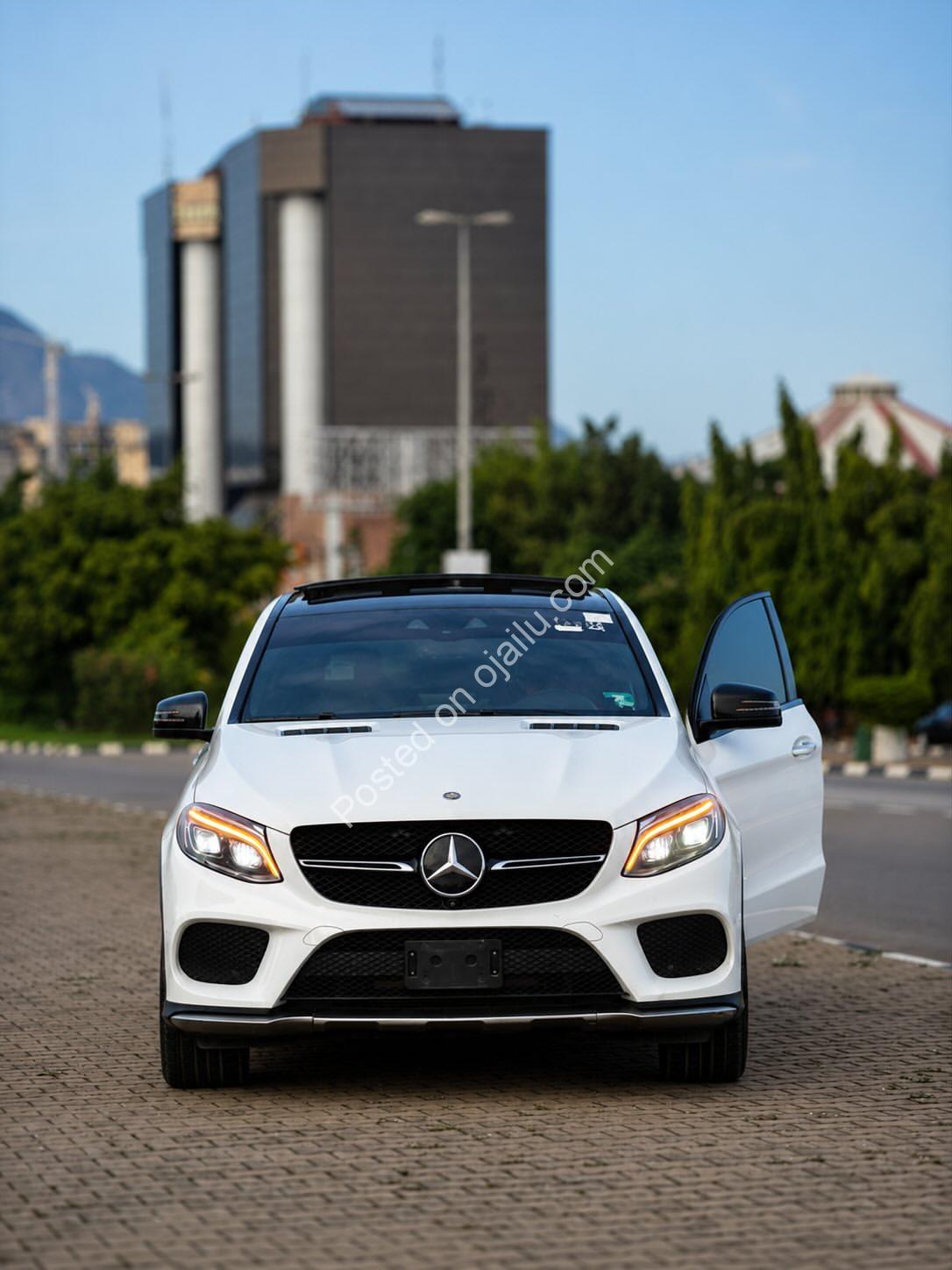 2017 Mercedes GLE43 AMG – Pristine Power & Luxury
