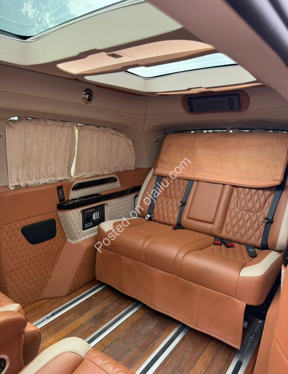 2018 Mercedes Viano Executive: Panoramic Roof & Captain Seats