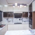 Your Dream Home Awaits: 3BR Bungalow + Gym & Pool