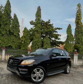 2023 ML350: Panoramic Roof