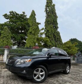 2011 Lexus RX350: Loaded Sunroof & Push Start – 18.9M