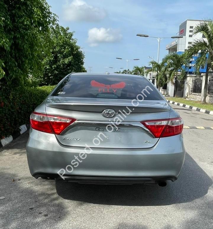 2015 Toyota Camry SE – Premium Ride, Unbeatable Price