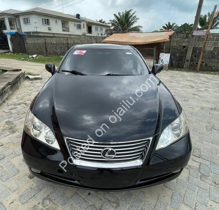 2007 Lexus ES350: 9M NAIRA – Luxury Steal at Ikate, Lekki!