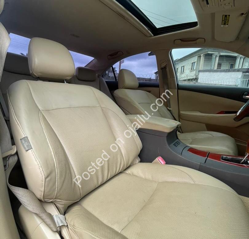 2007 Lexus ES350: 9M NAIRA – Luxury Steal at Ikate, Lekki!