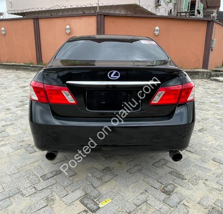 2007 Lexus ES350: 9M NAIRA – Luxury Steal at Ikate, Lekki!