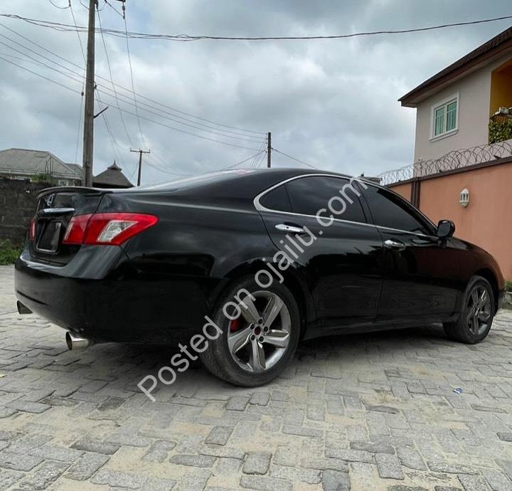 2007 Lexus ES350: 9M NAIRA – Luxury Steal at Ikate, Lekki!
