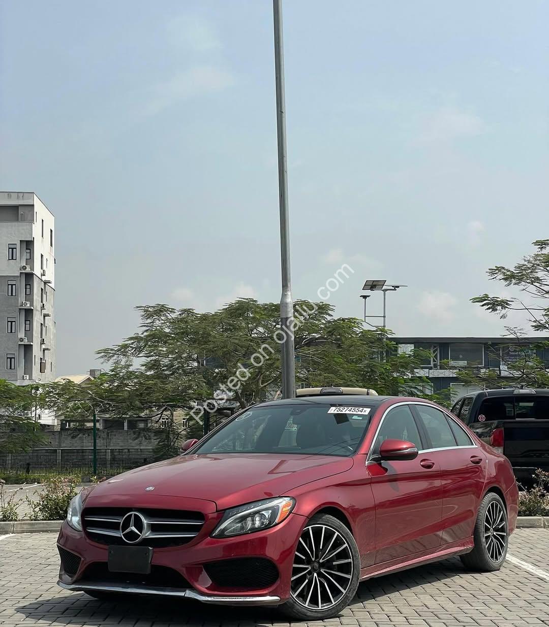 2017 Mercedes C300 4Matic | Panoramic Roof + Keyless Go – 23M Only