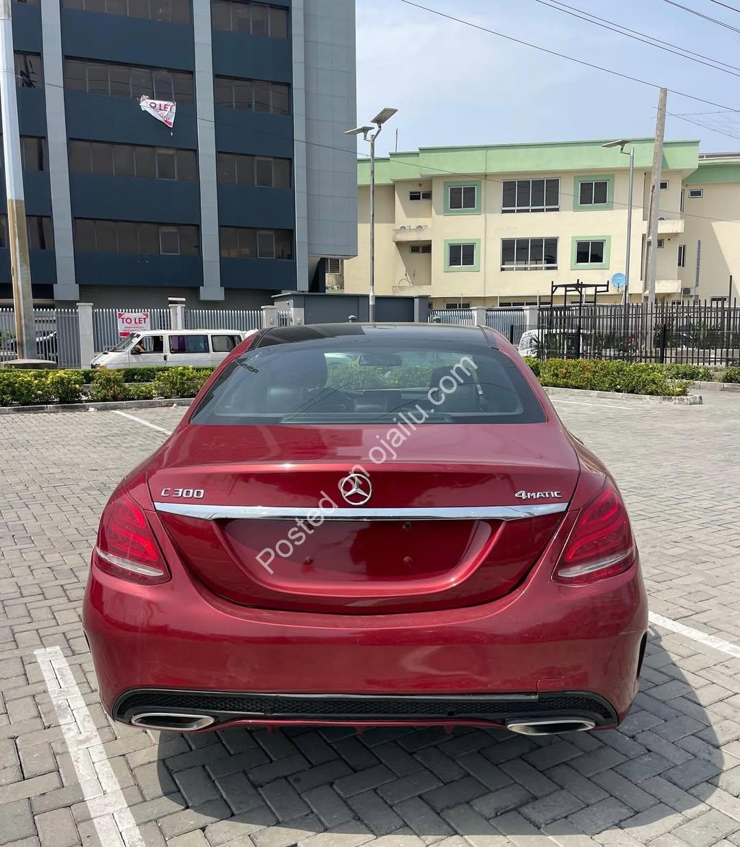 2017 Mercedes C300 4Matic | Panoramic Roof + Keyless Go – 23M Only