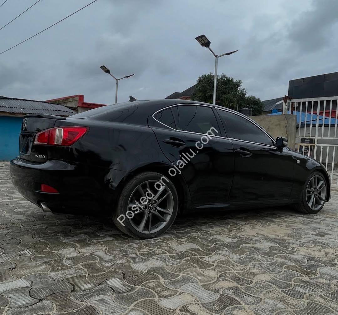 2010 Lexus IS250 F Sport: Sunroof, V6 Power – 13.8M Naira
