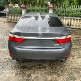 2015 Lexus ES350: Sunroof