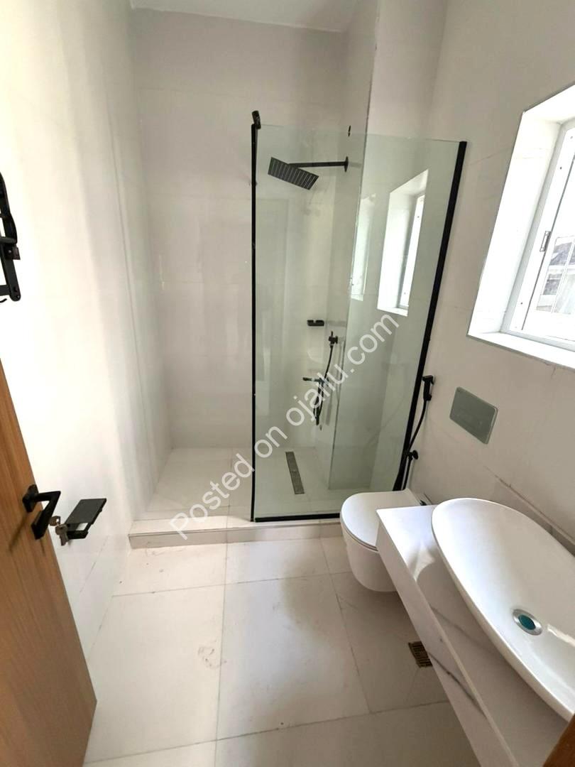 Brand New 5-Bed Duplex + BQ in Jahi