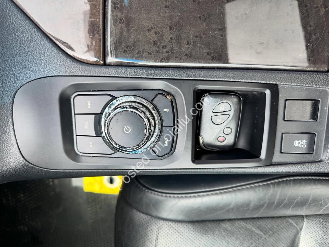 2014 Lexus RX350: Premium Luxury, Push-Start, Ventilated Leather