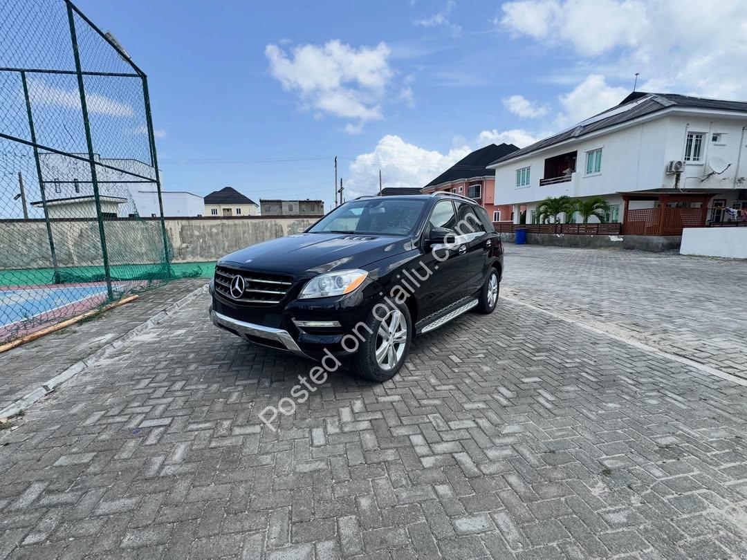 Luxury & Tech Packed: 2013 ML350