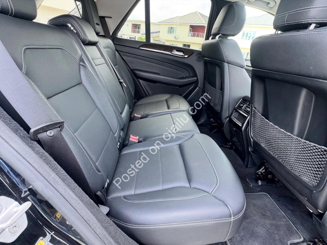 Luxury & Tech Packed: 2013 ML350