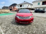 2014 Toyota VENZA Limited – Premium Panoramic Cruiser