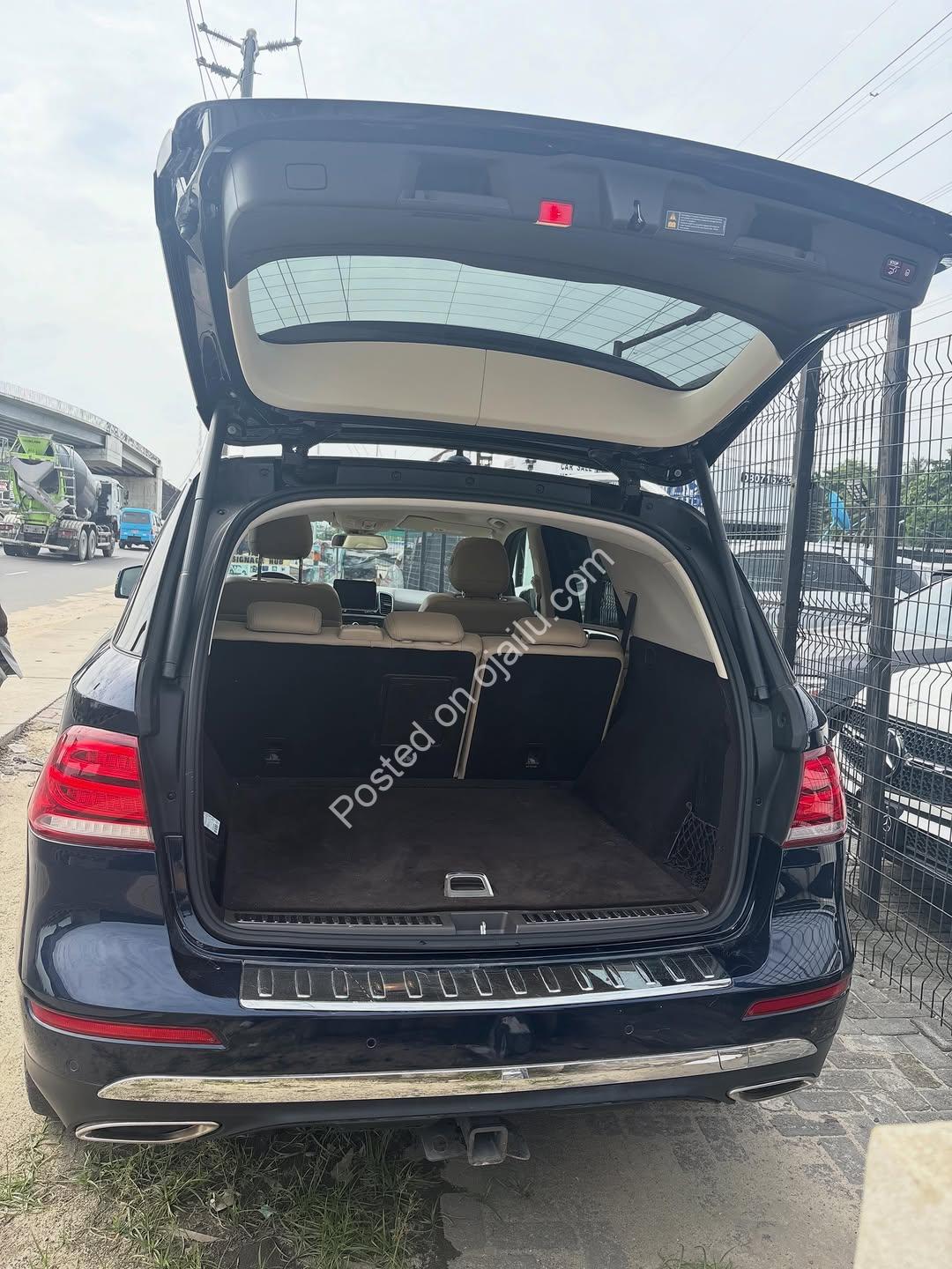 2017 GLE350: Luxury & Tech, Priced to Move!