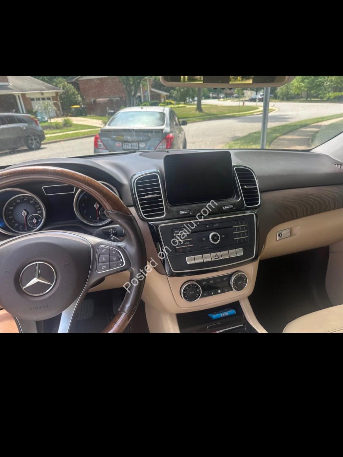 2017 Mercedes GLE350: Premium Luxury, Accident-Free & Loaded!