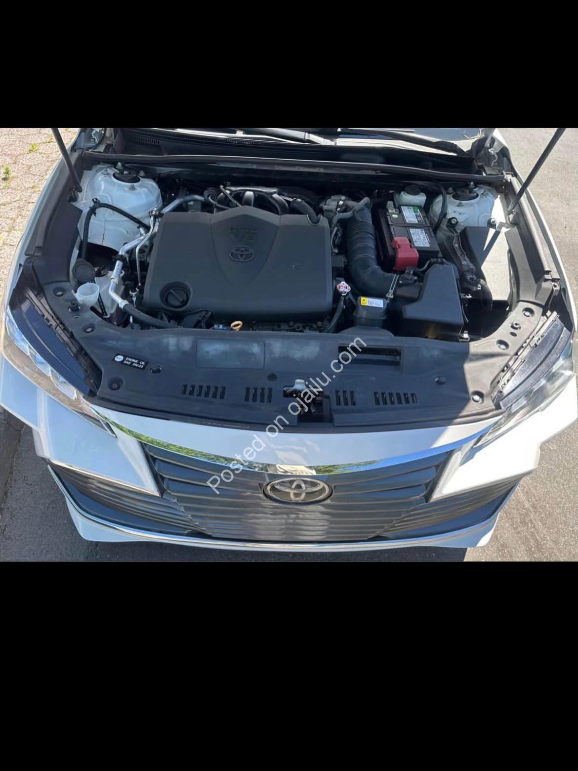 2022 Toyota Avalon XLE: Luxury & Safety, Zero Accidents