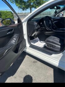 2022 Toyota Avalon XLE: Luxury & Safety