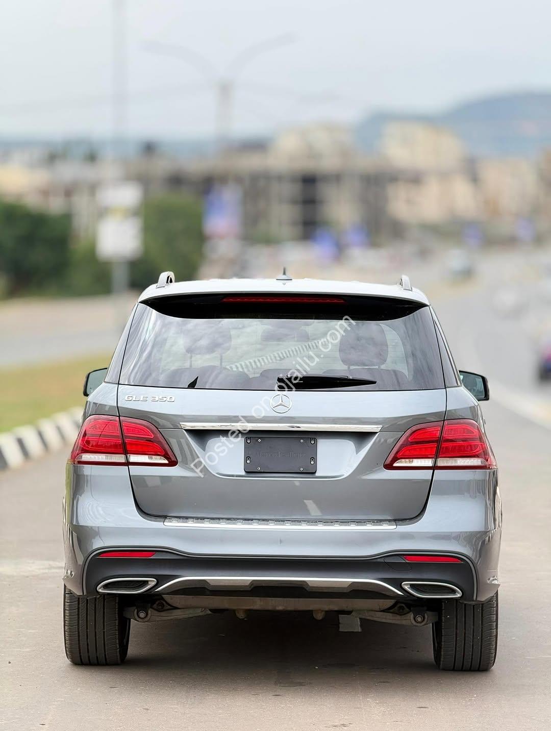 Duty-Paid Mercedes GLE350: Luxe & Powerful V6