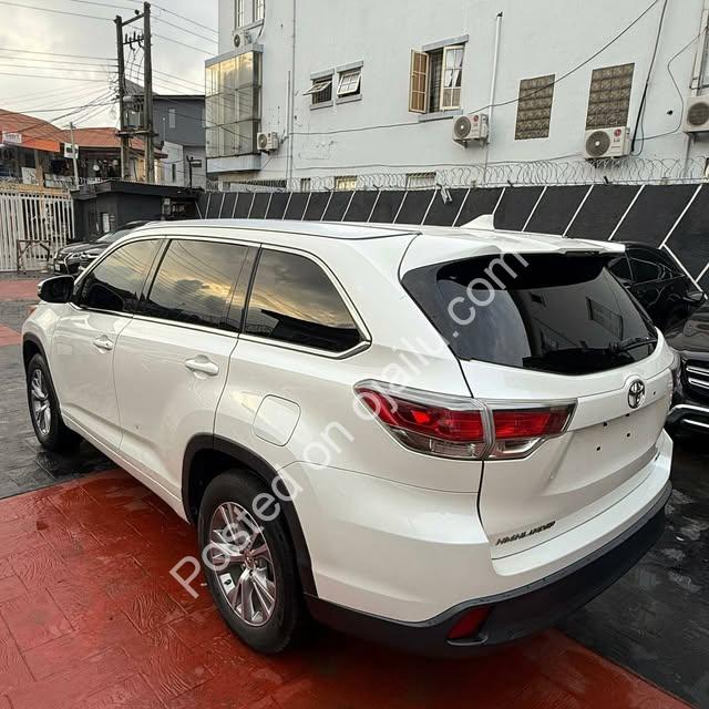 Toks 2014 Toyota Highlander XLE: Full Spec, Zero Worry, Drive Home Today
