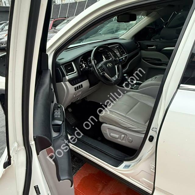 Toks 2014 Toyota Highlander XLE: Full Spec, Zero Worry, Drive Home Today