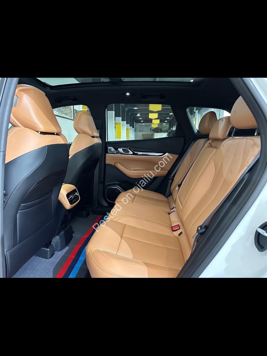 2025 Geely Boyue L: 5,400km, 4WD, Drive It Home Today!