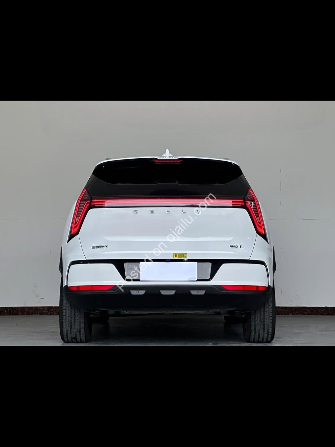 2025 Geely Boyue L: 5,400km, 4WD, Drive It Home Today!
