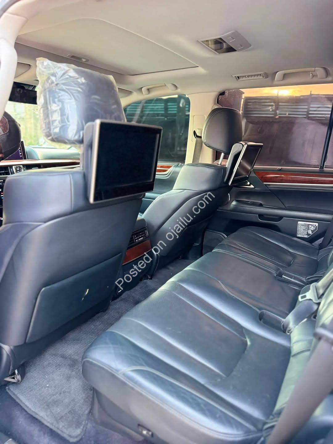 EXCEPTIONAL LEXUS LX570 2018 – Original Duty, Luxury SUV