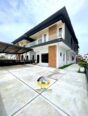 Your Private Oasis Awaits: 4BR Duplex with Pool & Mini Bar