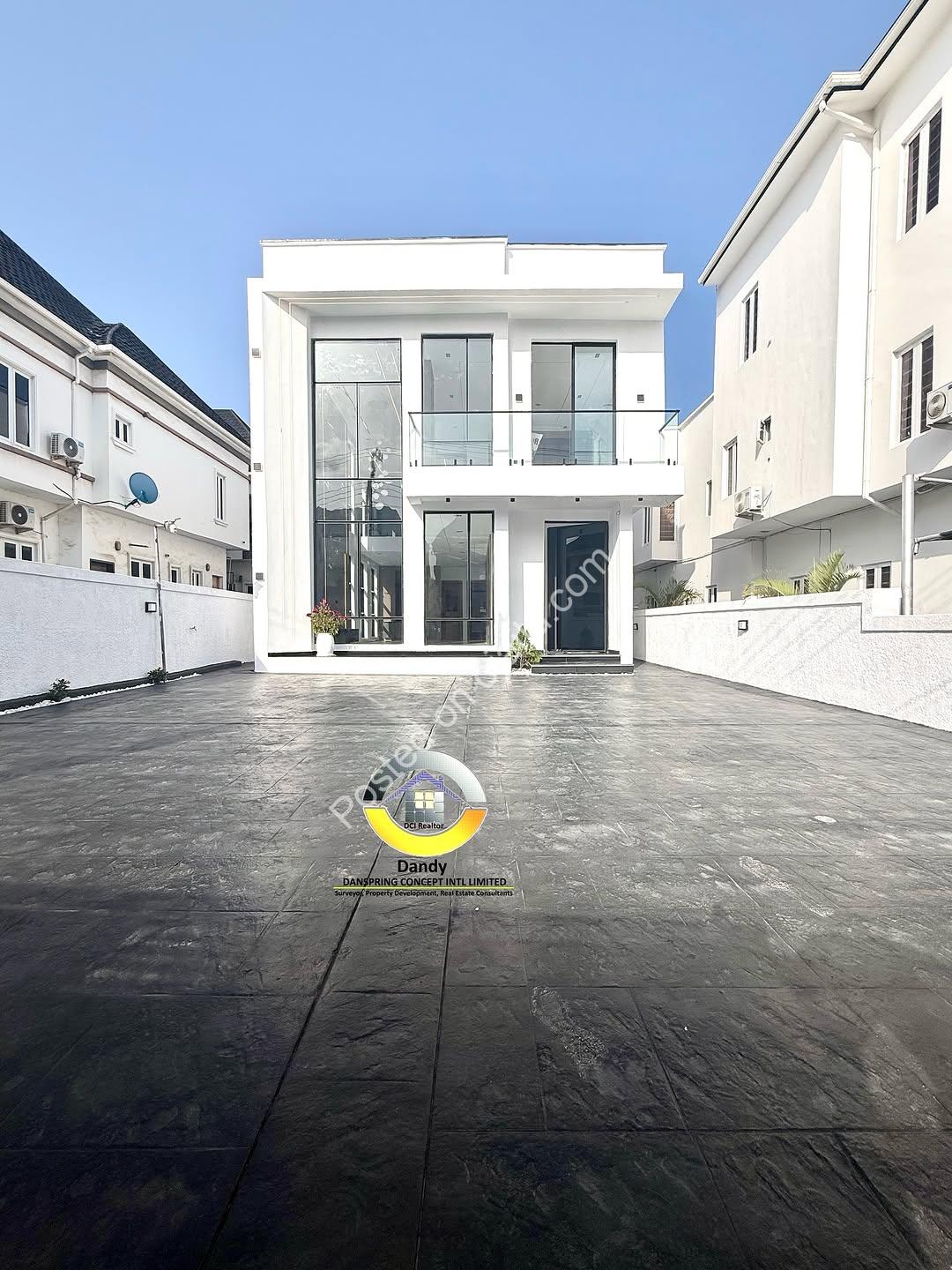 Dive Into Resort-Style Living: 5BR Duplex w/ Pool & Water Fountain