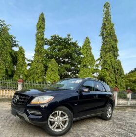 2012 ML350 4Matic: Sunroof & Premium SUV