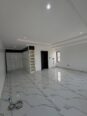 New Haven’s Finest: 5BR Triplex with Full Ensuites