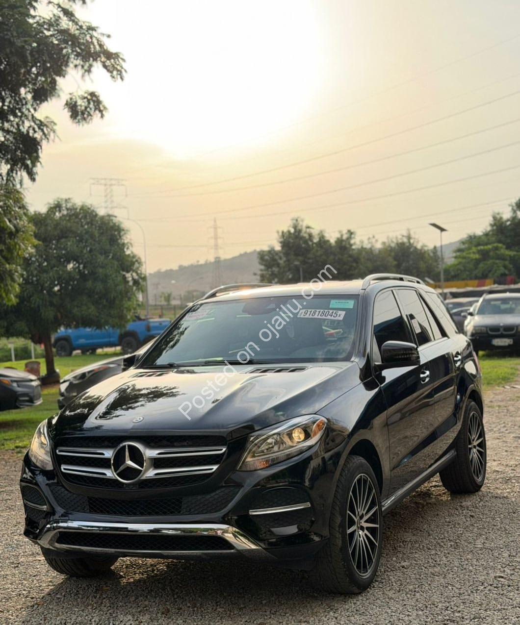 2017 Mercedes GLE350: Genuine Duty, Keyless & Moonroof